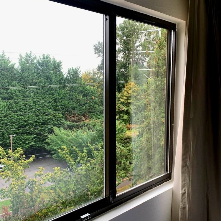 commercial windows and commercial glazing services in Western Washington and Oregon